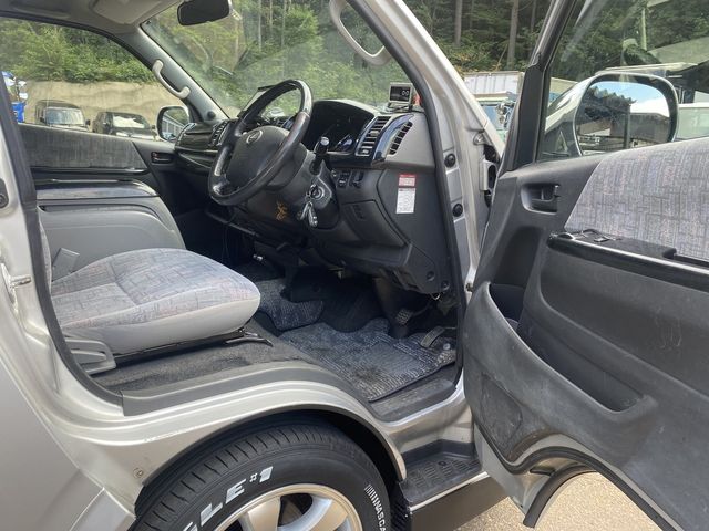 Toyota HIACE VAN 2006-04 9030-10