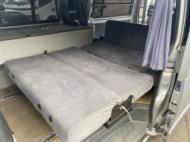 Toyota HIACE VAN 2006-04 9030-17