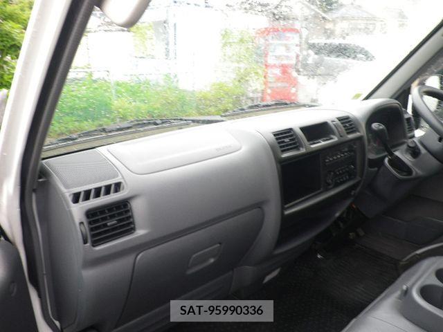 Mazda BONGO VAN 2016-01 200088-3