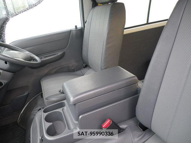 Mazda BONGO VAN 2016-01 200088-4