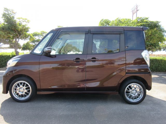 Nissan DAYZ ROOX 2014-09 23297-12