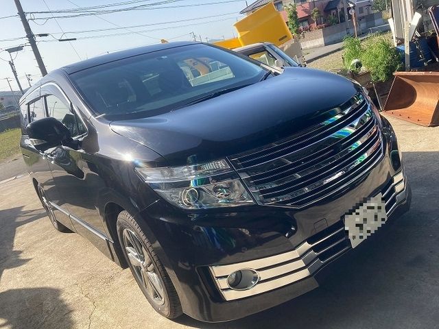 Nissan ELGRAND 2013-07 3896-0