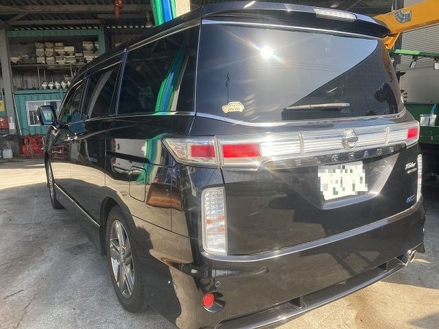 Nissan ELGRAND 2013-07 3896-2