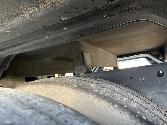 Isuzu ELF TRUCK 2005-05 2641-12