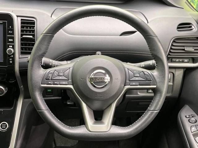 Nissan SERENA 2018-10 194780-12