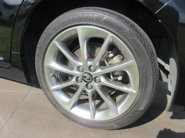 Lexus CT 2013-03 22997-6