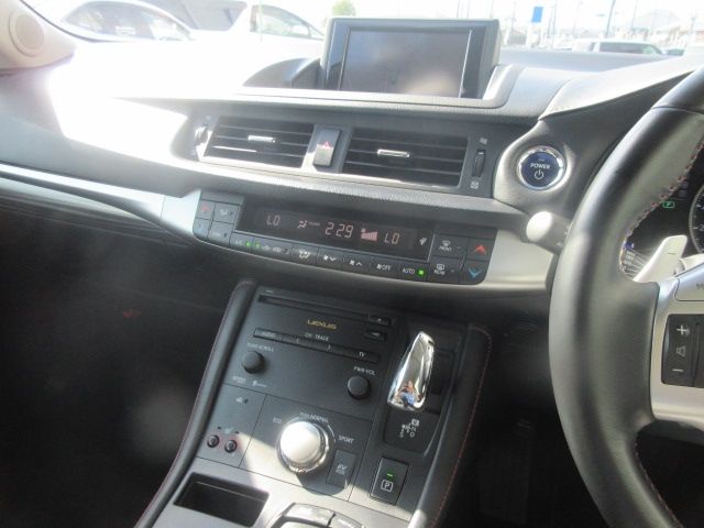 Lexus CT 2013-03 22997-10