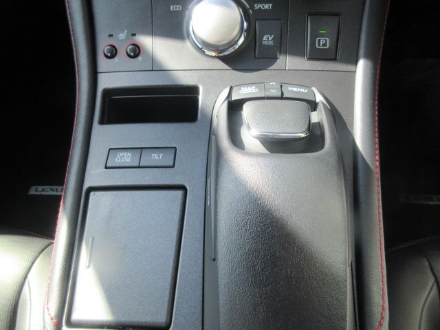 Lexus CT 2013-03 22997-15