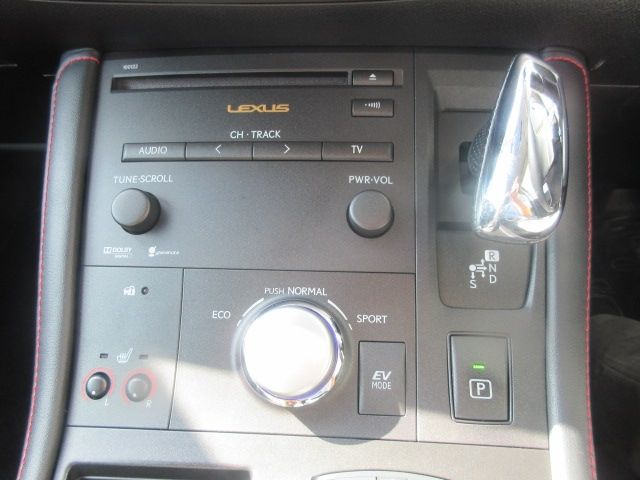 Lexus CT 2013-03 22997-16