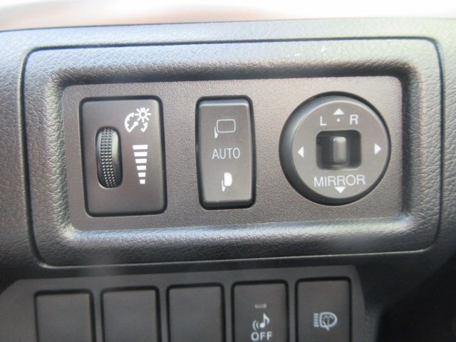 Lexus CT 2013-03 22997-19