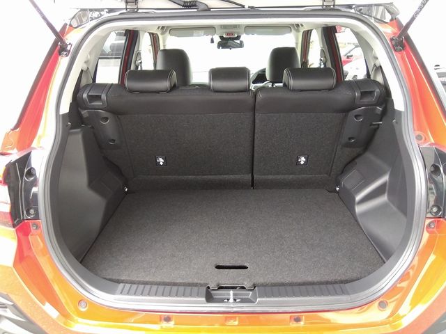 Daihatsu ROCKY 2020-02 18040-19