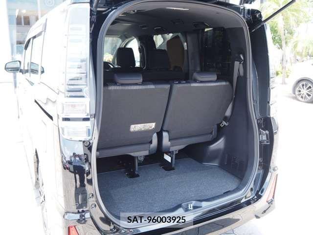 Toyota VOXY 2019-04 321608-19
