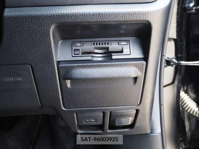 Toyota VOXY 2019-04 321608-18