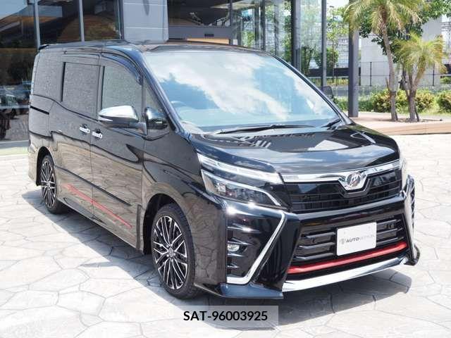 Toyota VOXY 2019-04 321608-8