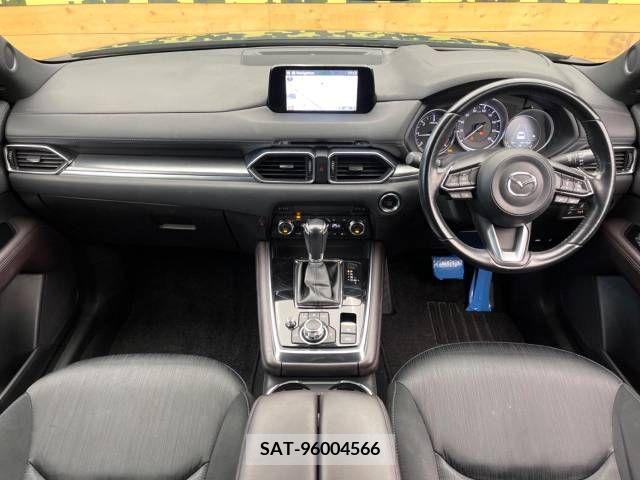 Mazda CX-8 2018-04 266271-1