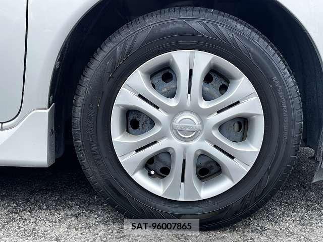 Nissan NOTE 2015-10 280076-3
