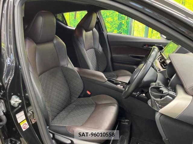 Toyota C-HR 2018-11 331387-8