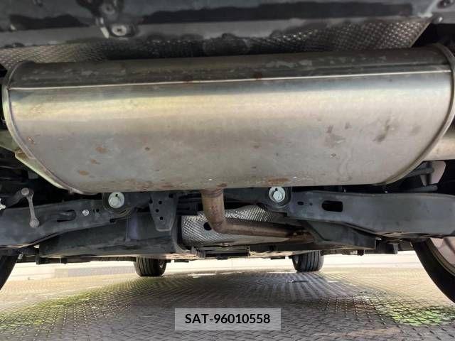 Toyota C-HR 2018-11 331387-19