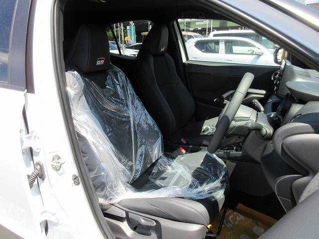 Toyota YARIS CROSS 2023-07 21888-8
