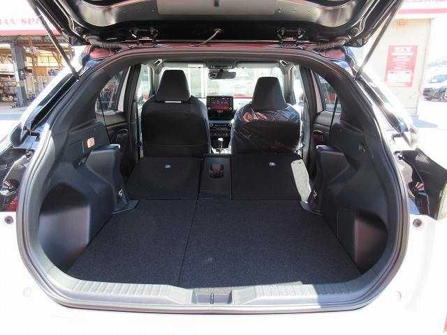 Toyota YARIS CROSS 2023-07 21888-11