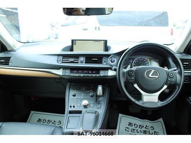 Lexus CT 2017-10 353931-18