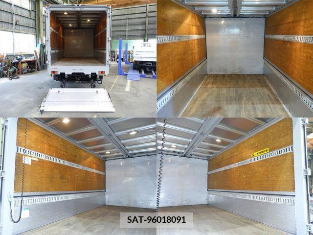Mitsubishi CANTER 2012-05 200108-11