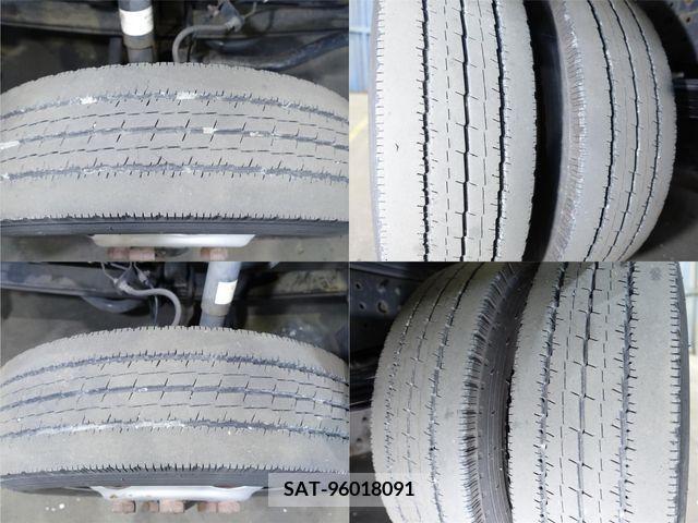 Mitsubishi CANTER 2012-05 200108-17