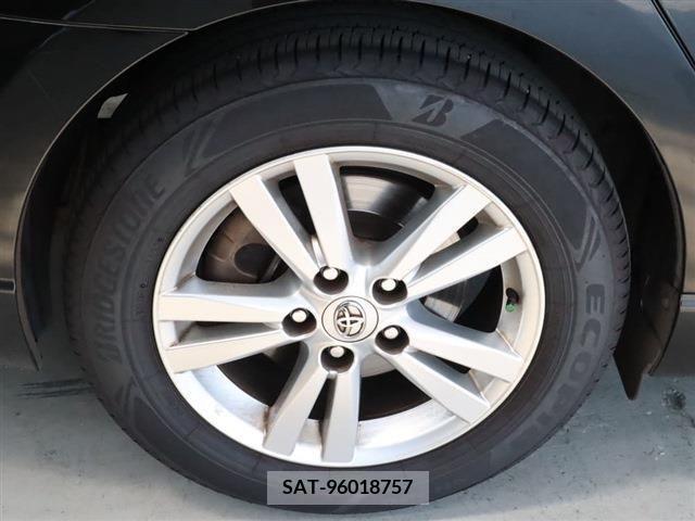 Toyota AVENSIS WAGON 2013-09 395821-7