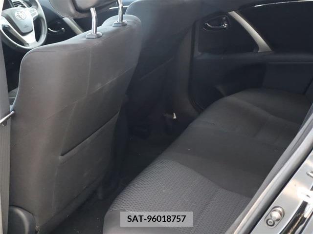 Toyota AVENSIS WAGON 2013-09 395821-15