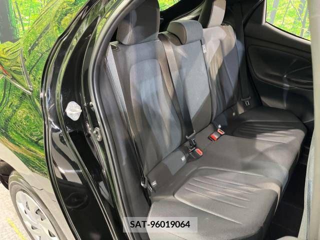 Toyota YARIS 2023-06 290863-8
