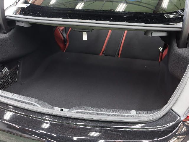 Amg C-CLASS 2018-10 196701-5