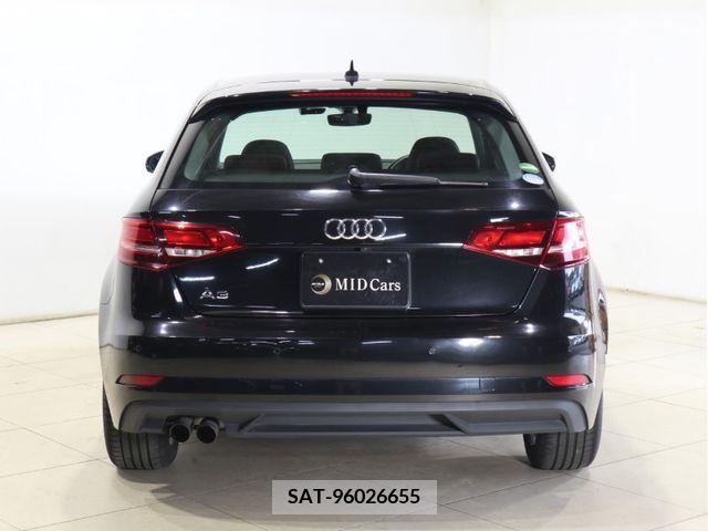 Audi A3 2019-04 349345-2