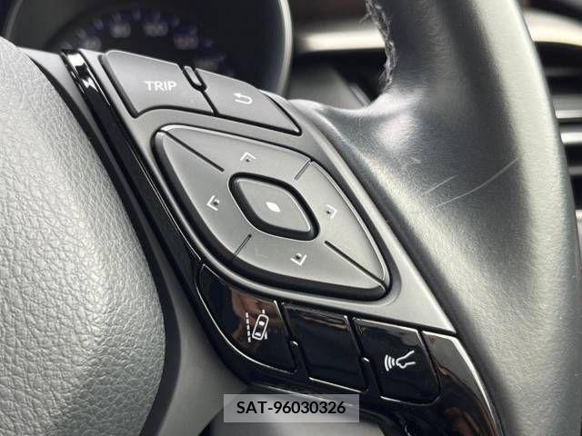 Toyota C-HR 2018-11 386683-4