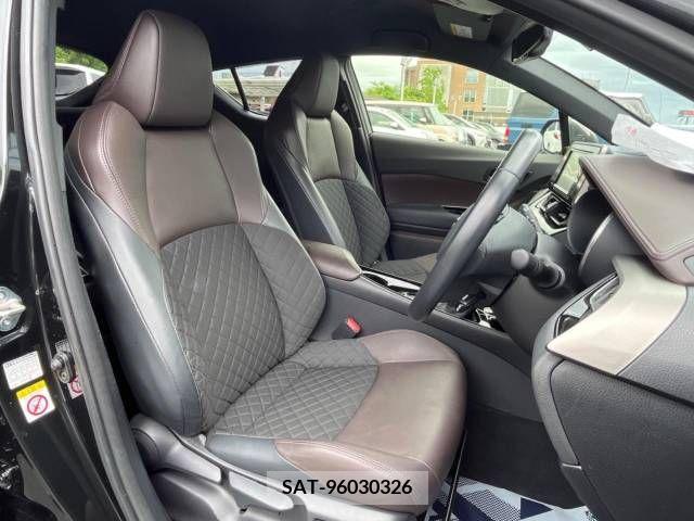 Toyota C-HR 2018-11 386683-8