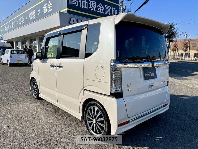 Honda N BOX CUSTOM 2015-10 206074-7