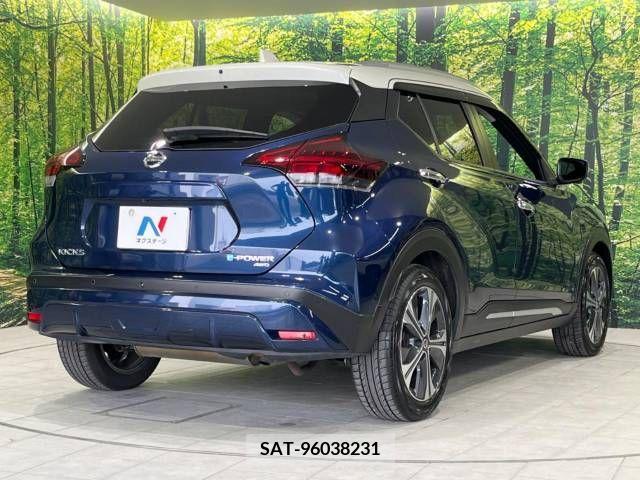 Nissan KICKS 2022-11 275094-17