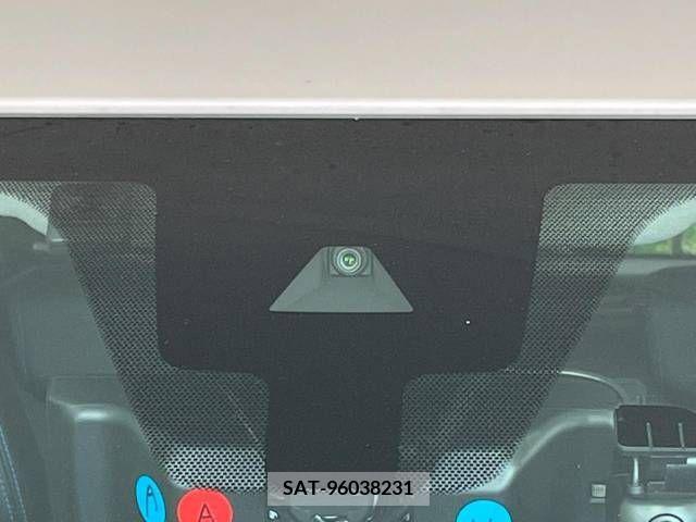 Nissan KICKS 2022-11 275094-2
