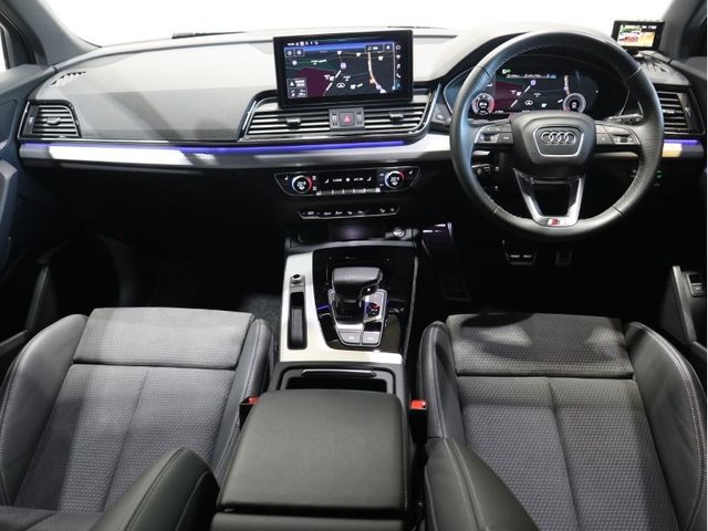 Audi Q5 2021-12 8737-9
