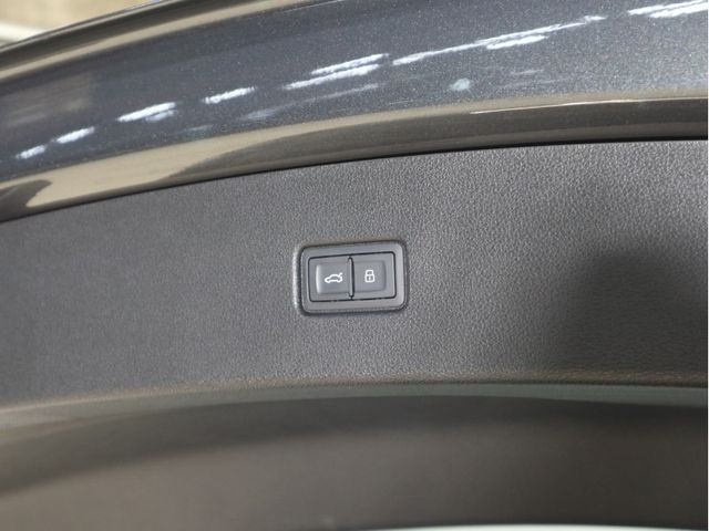 Audi Q5 2021-12 8737-23