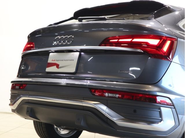 Audi Q5 2021-12 8737-6