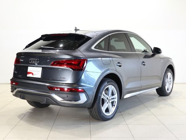 Audi Q5 2021-12 8737-7