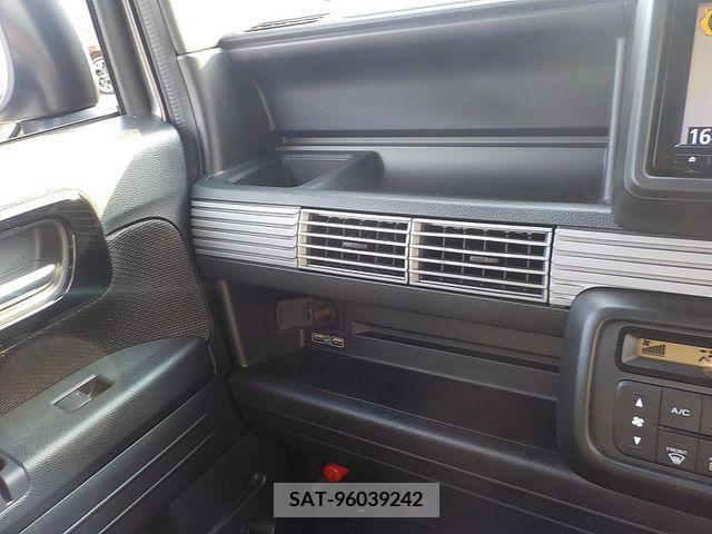 Honda N-VAN 2021-07 365643-13