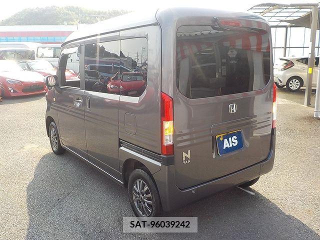 Honda N-VAN 2021-07 365643-2