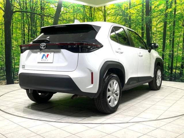 Toyota YARIS CROSS 2023-03 18231-17