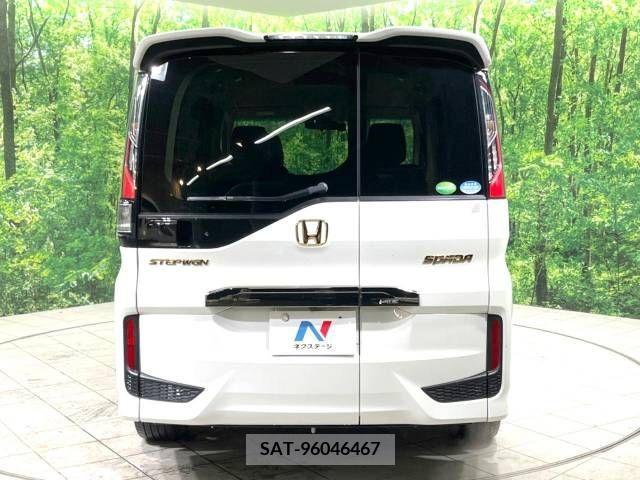 Honda e 2016-02 229515-17