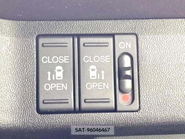 Honda e 2016-02 229515-6