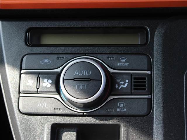Daihatsu TANTO 2022-11 182103-28