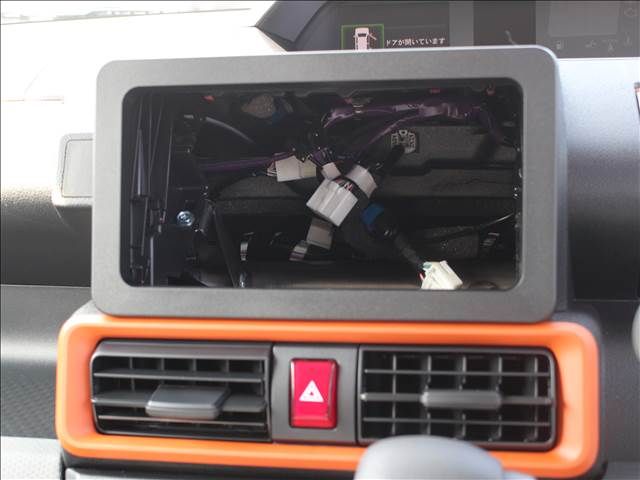 Daihatsu TANTO 2022-11 182103-26