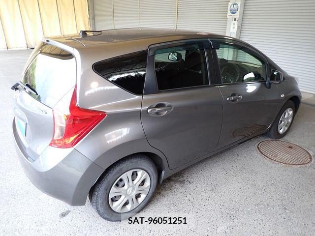 Nissan NOTE 2014-07 392952-7