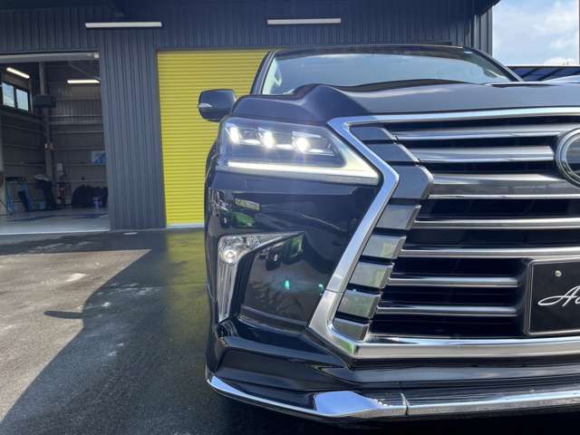 Lexus LX 2018-03 17347-8